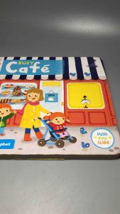 บอร์ดบุ๊ค Busy Cafe (push pull slide)