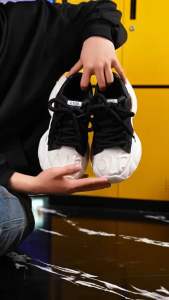 Giày Sneaker Nam CF005 Đế Bánh Mỳ Đệm Khí Giày Thể Thao Nam Kiểu Dáng Thời Trang Tăng Chiều Cao