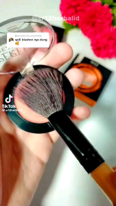CREAM BLUSH ON SR12: Kualitas Tinggi Blush On Untuk Makeup Wajah