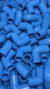 ข้องอ 4 หุน 90 องศา (1/2”) หนา ข้อต่อพีวีซี ราคาส่งจากโรงงานไทย ตรา PS