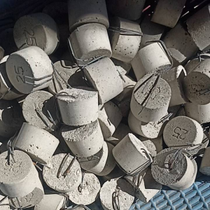 ลูกปูนหนุนเหล็ก 2.5 cm 10ลูก