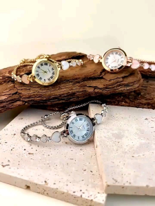 Jam Tangan Wanita Tali Rantai Serut Simple Elegant Jam Analog Fashion Korea Model Bulat/jam tangan wanita model terbaru/jam tangan model gelang serut/jam tangan fashion wanita cx03