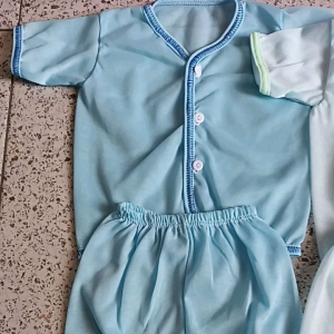 3 Stel Baju Bayi dan Celana Motif Polos Rib Usia 0-6 Bln
