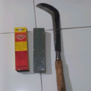 CALUK ARIT TAJAM DAN BATU ASAHAN 2 SISI 1PAKET ( 2PCS )