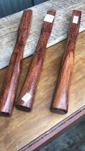 CLAW HAMMER HANDLE ด้ามค้อนไม้เเก่นมะขาม ด้ามค้อนเเก่นมะขาม ด้ามฆ้อน ด้ามฆ้อนตีตะปู