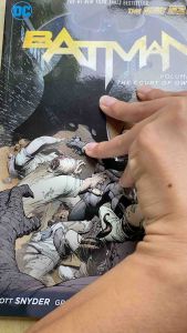 Batman N.52 กราฟิกโนเวล Batman Vol. 1: The Court of Owls (Paperback) – เปิดตำนานองค์กรลับแห่ง Gotham (รวมเล่มตอน 1-7) ลิขสิทธิแท้จาก DC