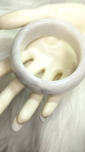 natural jadeite ASLI jadeite (tahan lasak) 天然高级白玉59.1mm