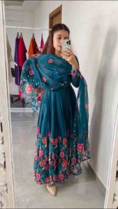 Women’s Embroidered Kurta Pant Dupatta Set | 3 Piece Ethnic Suit Set | Festive Indian Outfit | Kurta Palazzo & Dupatta Set