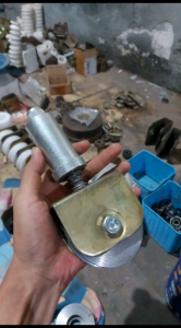 RODA SLIDING PAGAR BESI TIKUNG UK. 6 7 8CM SIAP PAKAI ( BAHAN BESI ASLI YA  BUKAN COR ) Ukuran 6Cm 7Cm 8Cm - Lazada