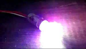 Lampu Stop Rem Pyramid 4 Warna Bolvan Universal Running + Kedip Soket DC 12 Volt Universal Kaki 2 For Motorcycle and Car