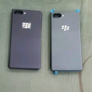 Nắp lưng blackberry Key2LE
