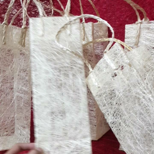 wine bag (abaca scrunch)/gift or souvenir packaging/4X4X12 /100% MAKAPAL AT HINDI NAGLULUNDO