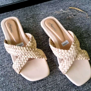 Sendal Wanita Anyam CantikElegat Tidak Licin SNDLW AT>>217