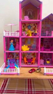 Đồ Chơi Bé Gái Biệt Thự Búp Bê 194 Chi Tiết