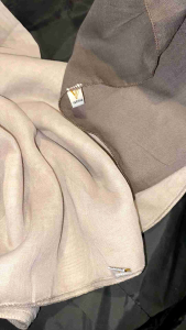 Segiempat Paris jadul varisha Finishing Di Neci 2 sisi | Variska| red rose | Hijab Segiempat Paris Premium | Kerudung Segiempat Paris jadul | Paris jadul