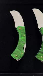 🔥ใหม่🔥มีดตัดทุเรียนแบบพับ ด้ามอะครีลิสีเขียวสดลาย ใบสแตนเลส ตราค้างคาว มีดใบโค้ง ใบตรง ใบปากเหยี่ยว