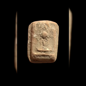 พระเนื้อดิน พระกรุวัดคู้บอน พิมพ์พระพุทธชินราช เนื้อแดง เศียรโต ปี 2481 หลวงปู่ทอง วัดราชโยธา ปลูกเสก พระสวย สีอาง #4685