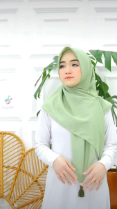 JILBAB SEGIEMPAT VOAL MIKKY MATA TABUR TASSEL BY CLARISSA HIJAB