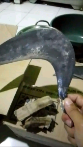 alat pemotong rumput/arit buntut original bahan asli baja cap sinar tanpa gagang.