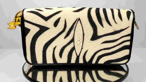 Dompet Wanita Kulit Pari Double Zipper Motif Harimau Putih Diamond