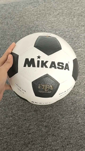 Bola sepak Mikasa size 5 bola kaki Mikasa ukuran 5