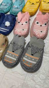 Kaos kaki anak bayi karakter prewalker baby anti slip anti licin