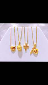 ZIHANG JEWELRY: 24K Gold Plated Ashmera Pendant Necklace