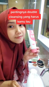 Pembersih Wajah Milk Cleanser: Kelebihan & Cara Penggunaan