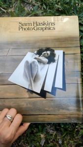 หนังสือภาพศิลปะ ภาพนู้ดเก่า Sam Haskins Photo Graphics ปี 1985 มือสอง สภาพยังสวย มีเหลืองตามกาลเวลา