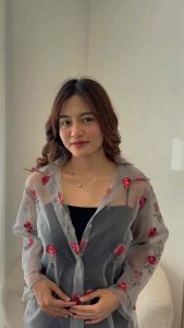 LIMITTES Baju Kemeja Oversize Atasan Outer Lengan Panjang Transparan Motif Bunga Wanita - SRIMBY Remba Shirt