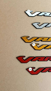 2pc Emblem Vario logo Vario Emblem Timbul Vario 3D
