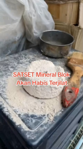 Mineral blok 500gr - Mineral blok satset - Mineral satset - Blok satset - mineral sapi - mineral kambing - mineral domba - vitamin sapi - mineral ternak - mineral domba - mineral blok untuk kambing - mineral blok untuk sapi