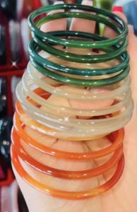 Vòng tay đá mã não vân đẹp bản tăm chột 4li xinh xinh