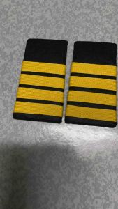 1PAIR SHOULDER BOARD FOR PILOT