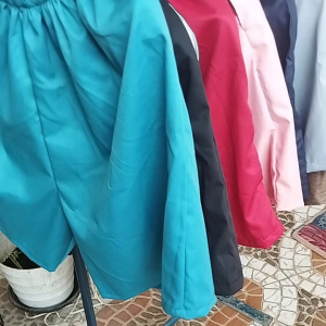 kolor pendek polos dan kotak bahan katun bagusharga per pcs satuan