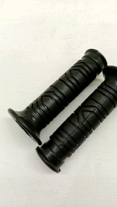 Handfat Handgrip Ulir Black Focus Universal