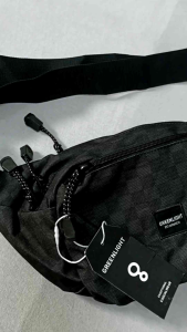 WAISTBAG HITAM GREENLIGHT TAS SELEMPANG PRIA WANITA WAIST BAG BASIC DISTRO BLACK ANTI AIR MURAH