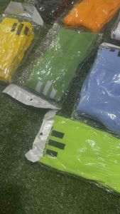 Tất đá bóngvớ đá banh dài người lớn và em bé đủ màu