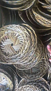 piring lidi super ori /termurah anyaman kriting/ bukan piring rotan/ jamin anyaman rapih isi 50 pcs