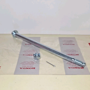 As roda belakang untuk motor Honda Mega Pro New Mono Verza CB150R