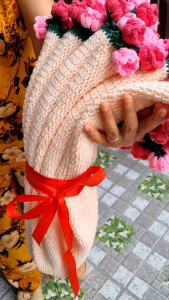 Thảm hoa len thành phẩm thủ công( nhắn shop phồi màu hoa theo ý)