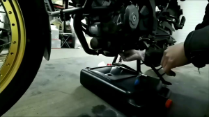 Kony ถาดรองถ่ายน้ํามันเครื่อง 8 ลิตร