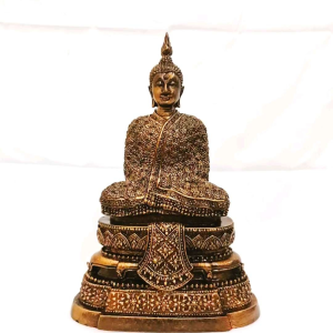 พระแก้ว มรกต ปางฤดู" หนาว " ขนาดฐาน 6.5 นิ้ว สูง 10.5 นิ้ว เนื้อแร่เหล็กน้ำพี้ จากบ่อเหล็กน้ำพี้ จ.อุตรดิตถ์