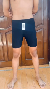 celana legging shortpant paha polos Hitam bahan spandex premium