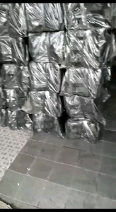 Hanger / Gantungan / Plastik Hitam 1Lusin 12 Pcs Panjang 41 CM