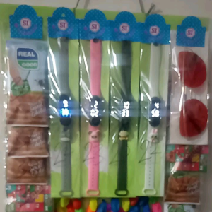 Cabutan Balon Berhadiah Isi 150 Pcs