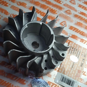 Fly Wheel Chainsaw MS250 Senso: Suku Cadang Gergaji Kayu Mesin