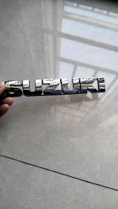 Emblem Logo stiker Tulisan Huruf Lambang Suzuki krome Ertiga APV Swift ignis