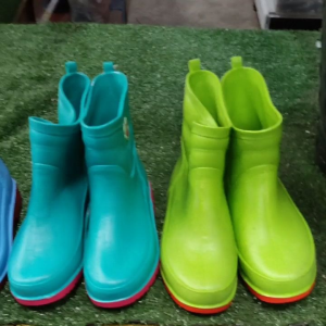 รองเท้าบูท กบ คูโบโร่ บูทสั้น สีสวย นุ่ม ใส่สบาย KUBORO