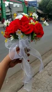 Cốt cắm hoa cô dâu  - Cốt cắm hoa cưới  tiện lợi dùng cho hoa tươi và hoa sáp